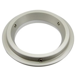 Rohloff Speedhub DH DiscFits behind sprocketto protect spokes.