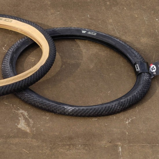 DMR - Tyre - DJ24 24x2.1 Black - 72 tpi DMR - Tyre - DJ24 24x2.1 Black - 72 tpi