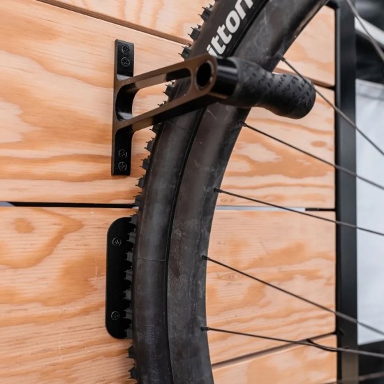 Lezyne - CNC Alloy Wheel Hook - Black Lezyne - CNC Alloy Wheel Hook - Black