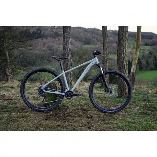 Claud Butler Alpina 1.0 - Medium (17") Claud Butler Alpina 1.0 - Medium (17")