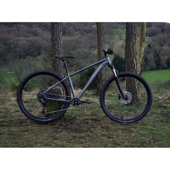 Claud Butler Alpina 2.0 - Medium (17") Claud Butler Alpina 2.0 - Medium (17")