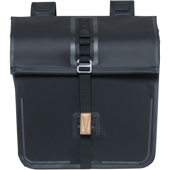 Basil Urban Dry double bag 50L matt blac Basil Urban Dry double bag 50L matt blac