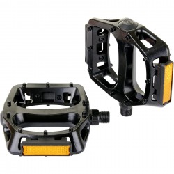 M Part Alloy plat pedals w/moulded pins, 9/16 Essential Alloy platform pedals with moulded pins, 9/16 inch thread