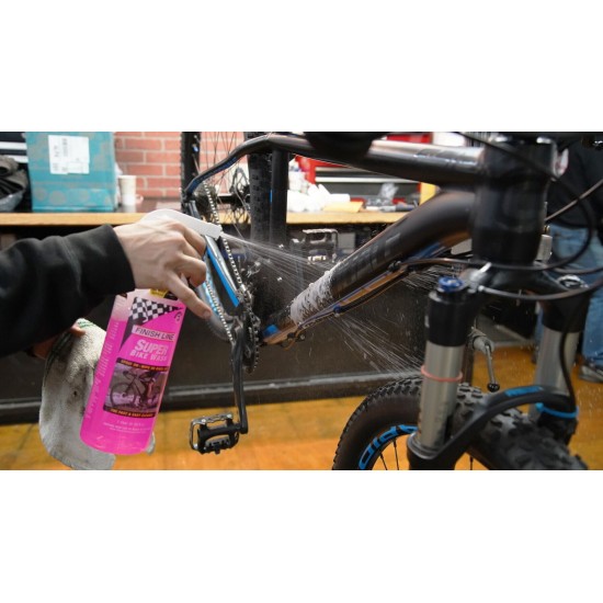 Finish Line CLEANER FL Super Bike Wash 38oz/1L ea Super Bike Wash - 38 oz / 1 litre