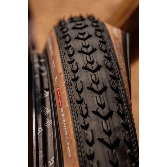 Vittoria Terreno T80 Coarse Loose 700x33c Gravel Endurance Full Black G2.0 Tyre Vittoria Terreno T80 Coarse Loose 700x33c Gravel Endurance Full Black G2.0 Tyre