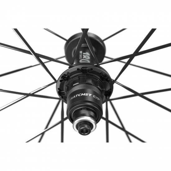 DT Swiss ARC 1100 DICUT wheel, carbon clincher 62 x 17 mm rim, rear DT Swiss ARC 1100 DICUT wheel, carbon clincher 62 x 17 mm rim, rear