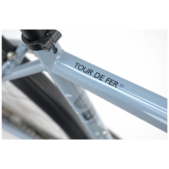 Genesis Tour De Fer 30 Large Genesis Tour De Fer 30 Large