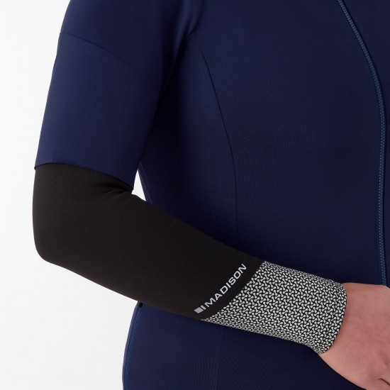 Madison DTE Stellar Tech Isoler Thermal Arm Warmers With DWR, black - x-small / small Madison DTE Stellar Tech Isoler Thermal Arm Warmers With DWR, black - x-small / small