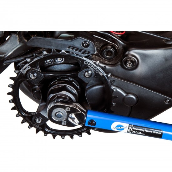 Park Tool BBT-118 - Heavy Duty Steel Bottom Bracket Tool - 8-notch cups: Shimano / ISIS Park Tool BBT-118 - Heavy Duty Steel Bottom Bracket Tool - 8-notch cups: Shimano / ISIS