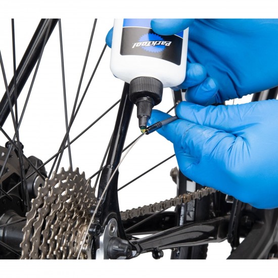 Park Tool CL-1.2 - PTFT-free Synthetic Blend Chain Lube, 4oz Park Tool CL-1.2 - PTFT-free Synthetic Blend Chain Lube, 4oz