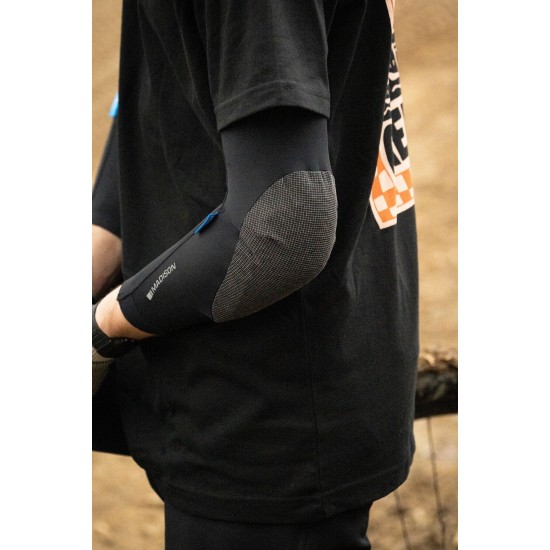 Madison Flux Ultra Light Level 1 Rheon Elbow Pad Set - xl / xxl Madison Flux Ultra Light Level 1 Rheon Elbow Pad Set - xl / xxl