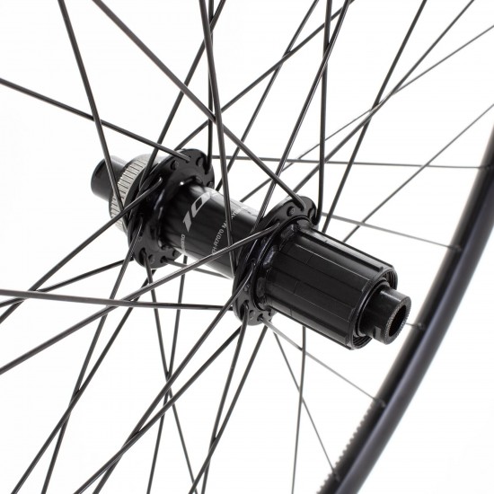 M Part Road Rear Disc Wheel Shimano 105 CL Hub TA 142x12mm DT R 470 Rim black 700c.jpg M Part Road Rear Disc Wheel Shimano 105 CL Hub TA 142x12mm DT R 470 Rim black 700c.jpg