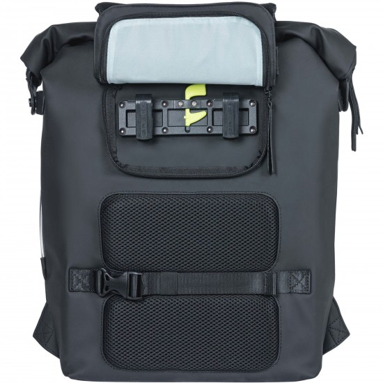 Basil SoHo bicycle backpack Nordlicht, 17L, night black