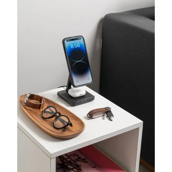 Quad Lock MAG Dual Desktop Wireless Charger