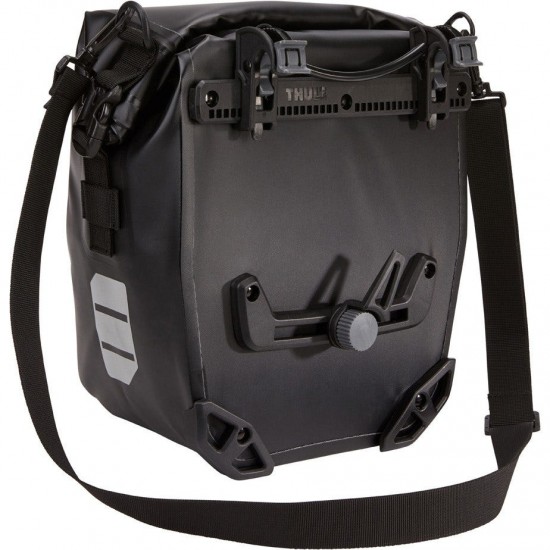 Thule Shield commuter pannier, 22 litre - black