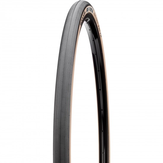 Maxxis Re-Fuse 650 X 47B 60 TPI Dual Compound Maxx Shield Tubeless Tanwall Tyre