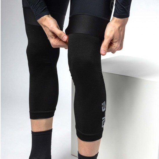 Ale Clothing Seamless Kneewarmer Black Ale Clothing Seamless Kneewarmer Black