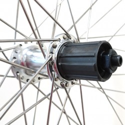 CD Wheel 700c Wheel Set - Sealed 10/11sp Cass Hubs - Silver (Pr)