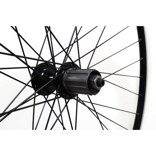 CD Wheel 700c Rear Wheel - Sealed 10/11sp Cass Hub / DW Rim BLACK