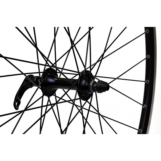 CD Wheel 700c Front Wheel - Sealed QR Hub / DW Rim BLACK
