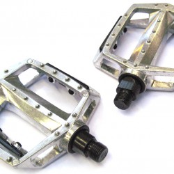 D2O BULK Platform Alloy Pedals – Silver 1/2 inch Pair D2O BULK Platform Alloy Pedals – Silver 1/2 inch Pair
