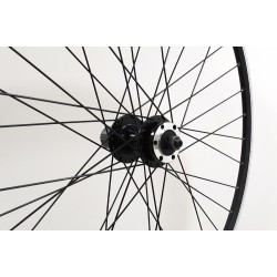 CD Wheel 700c Rear Wheel – Q/R Disc – Cass – Black Narrow – Stainless