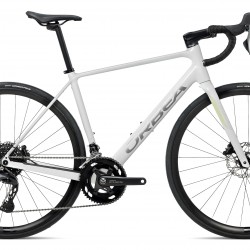 Orbea AVANT H50 (49) Golden White -Smooth Silver (Gloss) Orbea AVANT H50 (49) Golden White -Smooth Silver (Gloss)