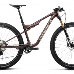 Orbea OIZ M10 (S) Burning Ashes C. View (Matt) - Ivory White (Gloss) Orbea OIZ M10 (S) Burning Ashes C. View (Matt) - Ivory White (Gloss)