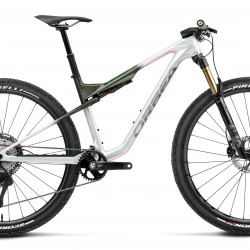 Orbea OIZ M-PRO (L) Iris White - Seaweed Carbon View (Gloss) Orbea OIZ M-PRO (L) Iris White - Seaweed Carbon View (Gloss)