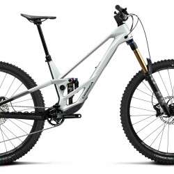 Orbea RALLON E10 (L) White Chich - Diamond Black (Gloss) Orbea RALLON E10 (L) White Chich - Diamond Black (Gloss)