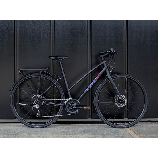Trek fx 3 hotsell equipped stagger review