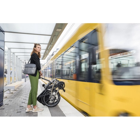 Tern Vektron S10 Electric Folding Bike Tern Vektron S10 Electric Folding Bike